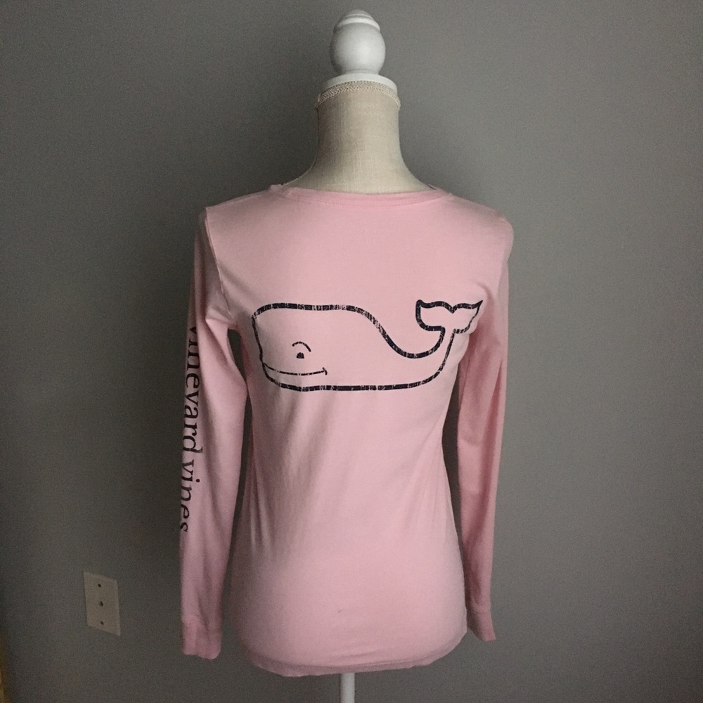 Vineyard Vines light pink navy blue whale logo long sleeve t-shirt